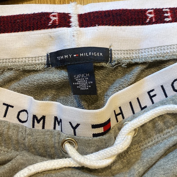 Gently worn Tommy Hilfiger joggers - Picture 4 of 4